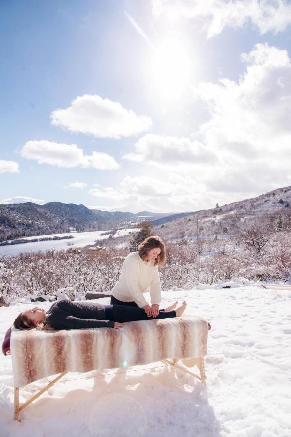 Wanderer Studio, An Off Grid Mountain Guest Studio With Fantastic Views Glenwood Springs Eksteriør bilde
